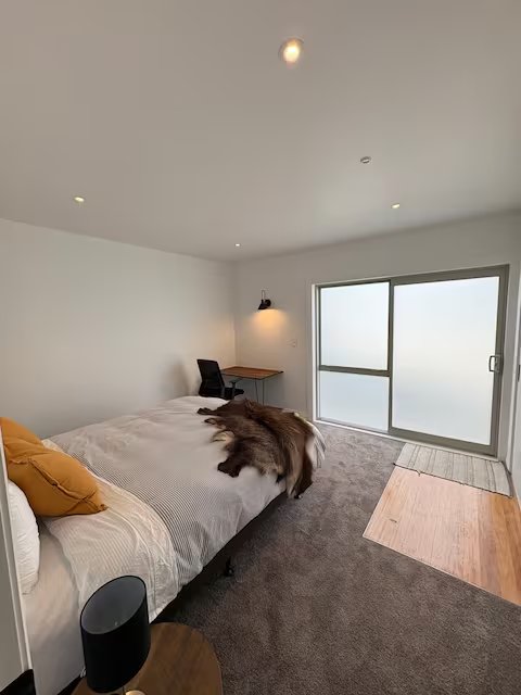 D11 达尼丁:Large Private Room with Ensuite(带独立卫浴的大私人房间)